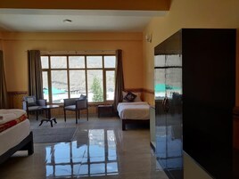 1 quarto, individualmente decorados, individualmente mobiliados