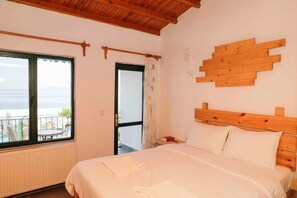 Upper Floor Sea View | 1 bedroom, minibar, desk, soundproofing - Teos Ormanci Tatil Koyu (Seferihisar)
