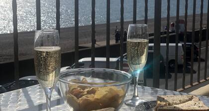 Mariners Beachside B&B