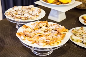 Food and drink - Hotel Alba Holiday (Alba Adriatica)
