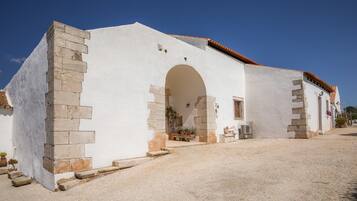 Facciata della struttura