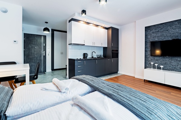 Studio (21) | Laptop workspace, iron/ironing board, free WiFi, bed sheets