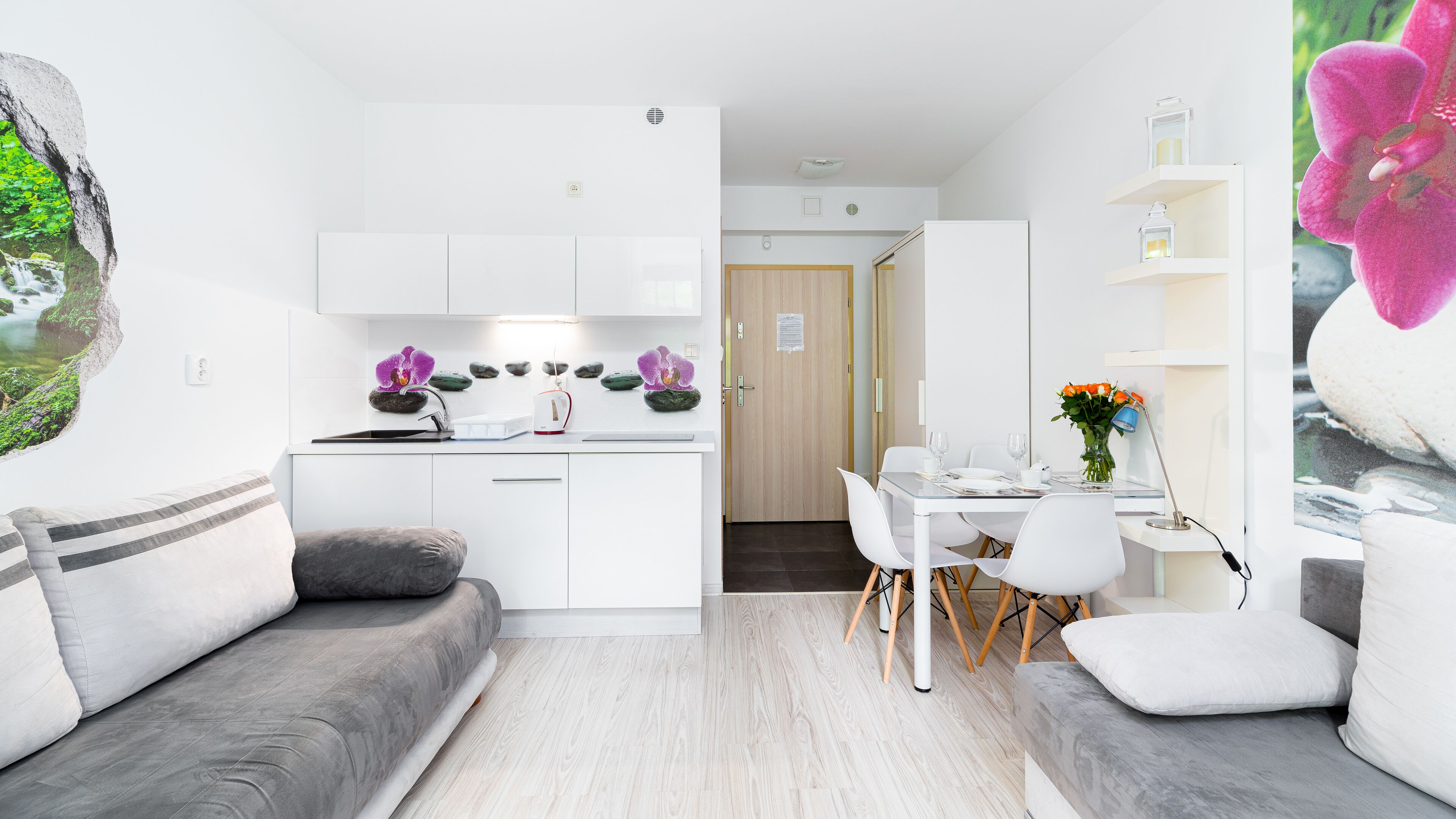 Studio (3/11) | Bếp nhỏ riêng | Tủ lạnh, bếp nấu, ấm điện, dụng cụ nấu nướng/bát dĩa/dao nĩa 