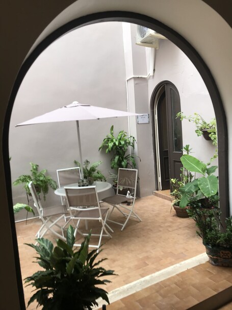 Casa Of Essence - Image 2
