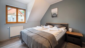 Laptop workspace, iron/ironing board, free WiFi, bed sheets - Apartamenty Sun & Snow Karpacz Myśliwska (Karpacz)