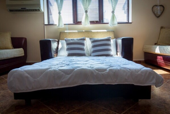 2 bedrooms, free WiFi, bed sheets