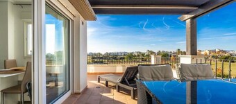 Bright apartment with golf views - MO4223LT