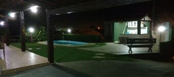 Casa com 4 Suítes e Piscina em Búzios