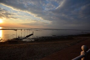 Unclassified image, 4 of 20, button - Vacation home Lueg, holiday apartment rental North Sea - Holiday home Lueg (Varel)