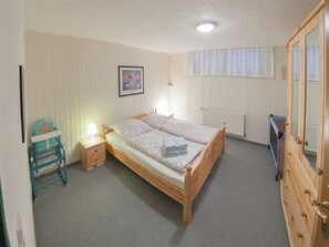 2 chambres, lit parapluie, Wi-Fi, draps fournis