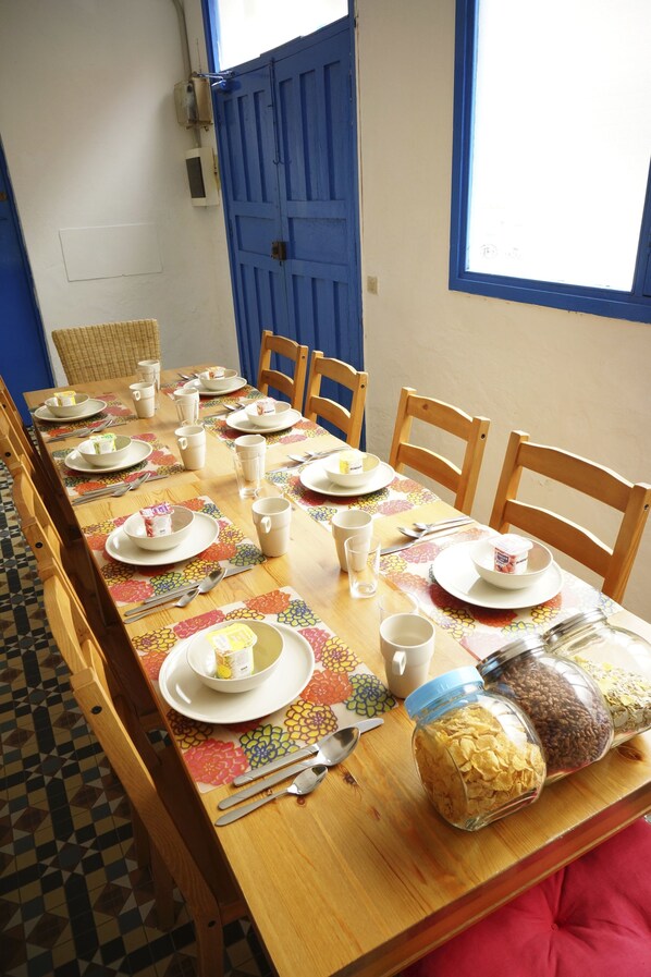 Desayuno continental incluido todos los días