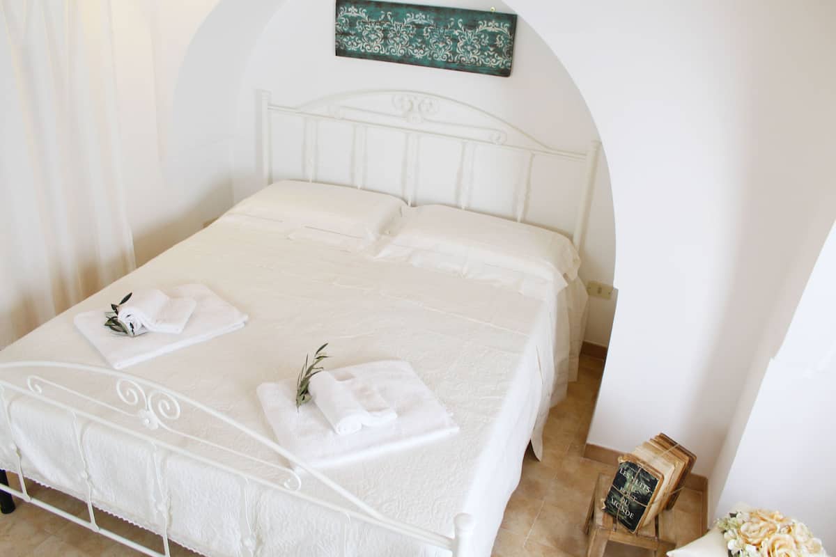 Suite superior (Trullo) | Ropa de cama de alta calidad, edredones de plumas, minibar