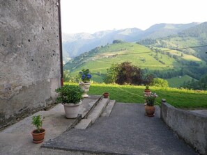 Vue sur la campagne depuis l’hébergement