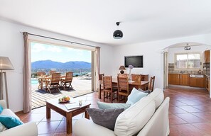 Comfort Villa, 2 Bedrooms, Sea View | Living room | TV - Domaine Valle Doniche (Olmeto)