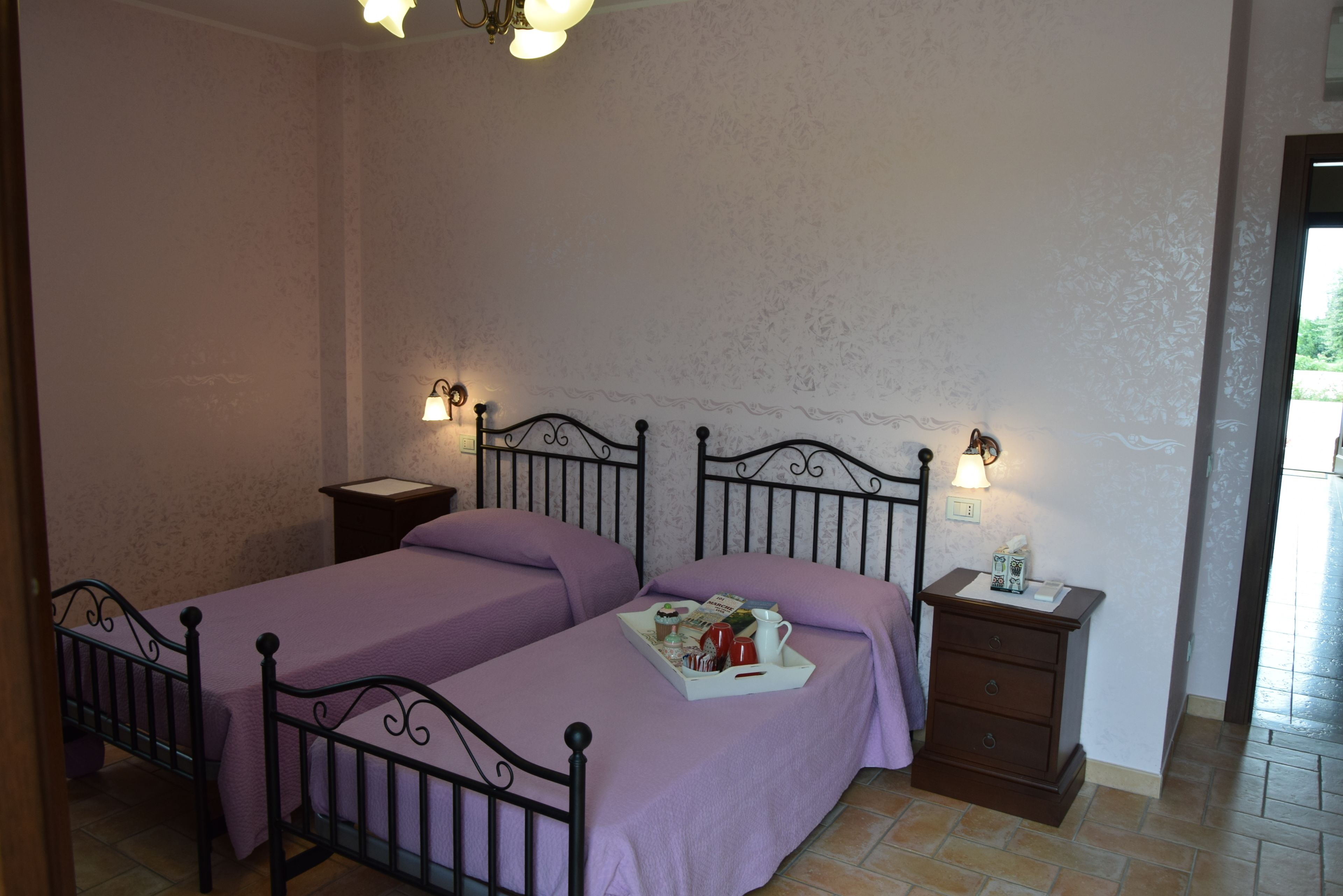 Doppel- oder Zweibettzimmer