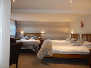 Deluxe Room, Multiple Beds - The Saxon Inn (Bishop Auckland)