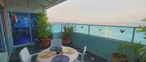 Basic Duplex, Ocean View | Terrace/patio