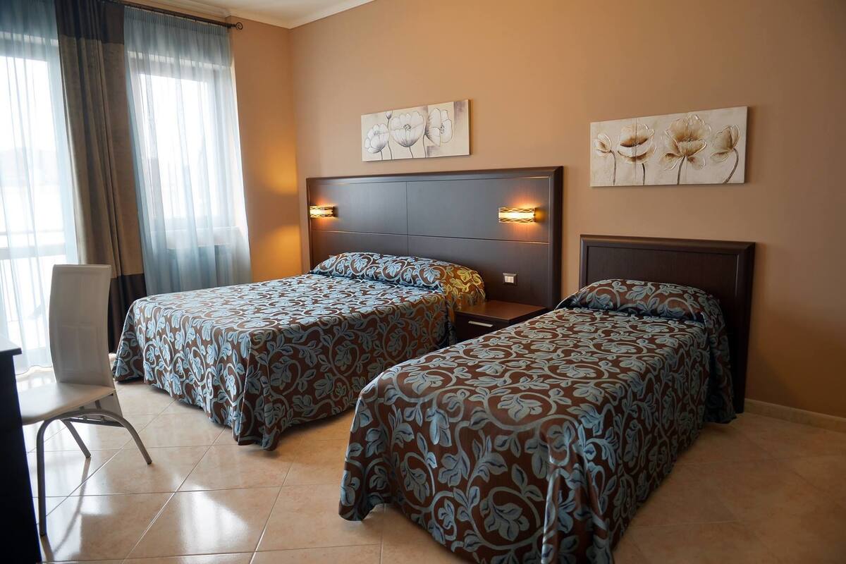 Dreibettzimmer