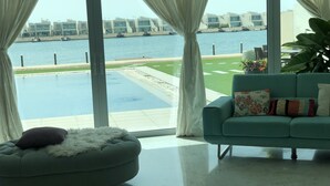 Villa, 4 Bedrooms, Sea View | Pemandangan dari bilik