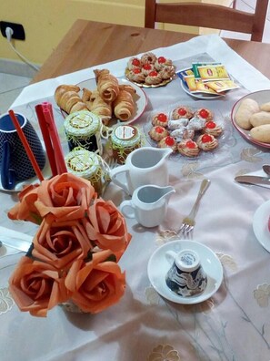 Free daily local cuisine breakfast
