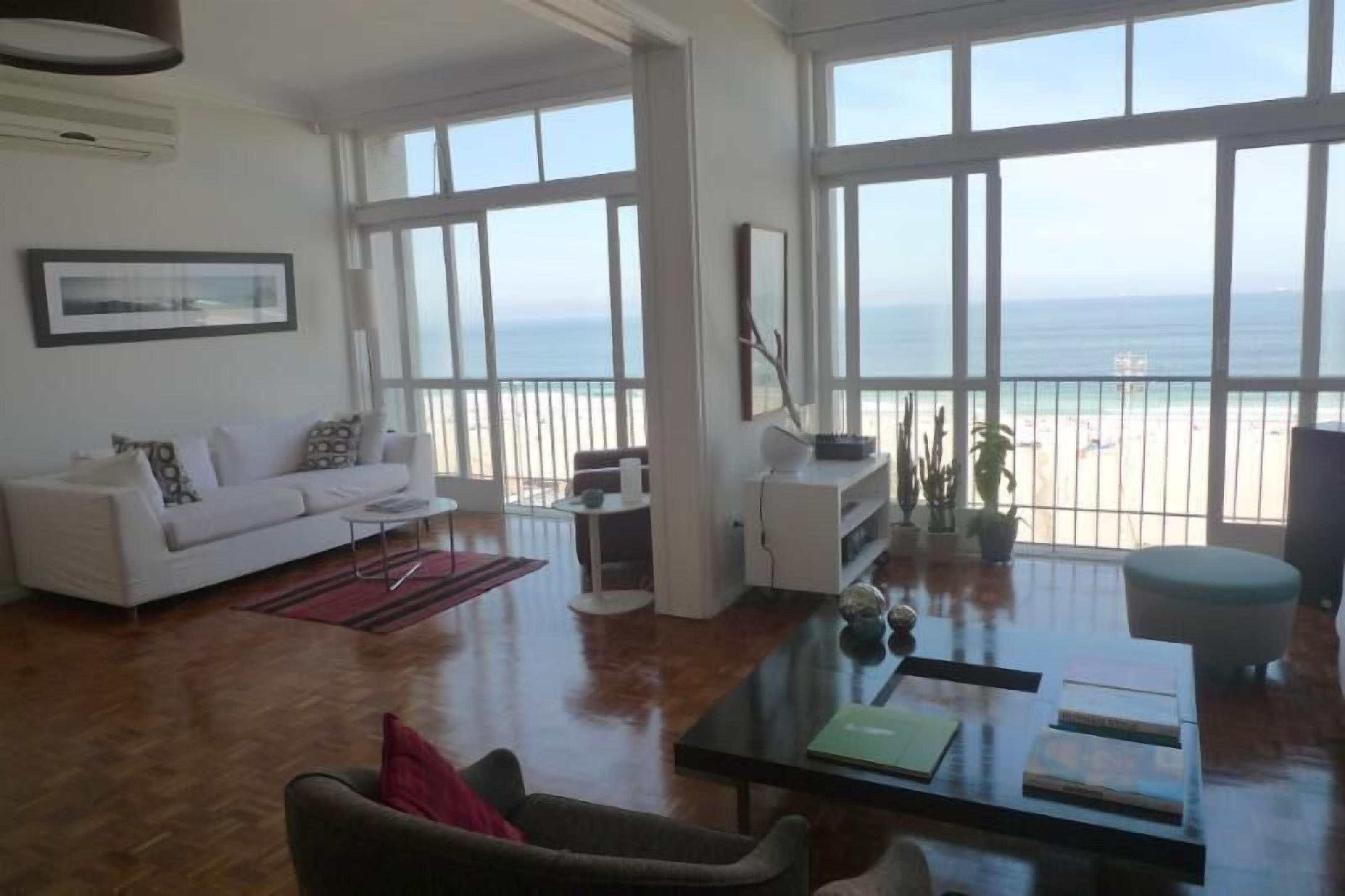 غرفة المعيشة