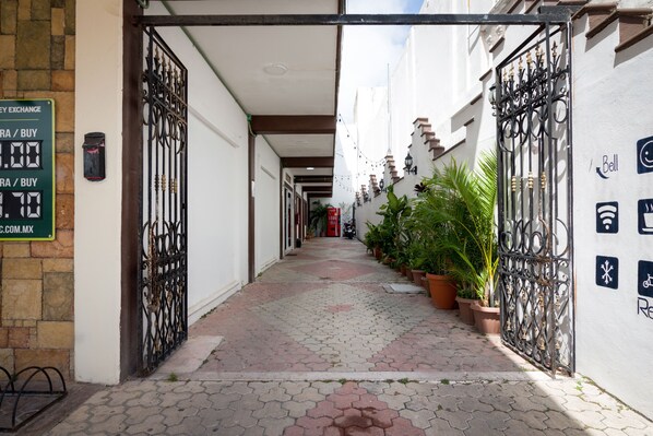 Property entrance - Hotel Tulum City (Tulum)
