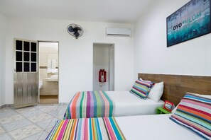 Standard Triple Room | Desk, iron/ironing board, free WiFi, bed sheets - Hotel Tulum City (Tulum)
