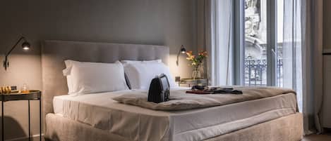 Junior Studio Suite, Balcony, City View