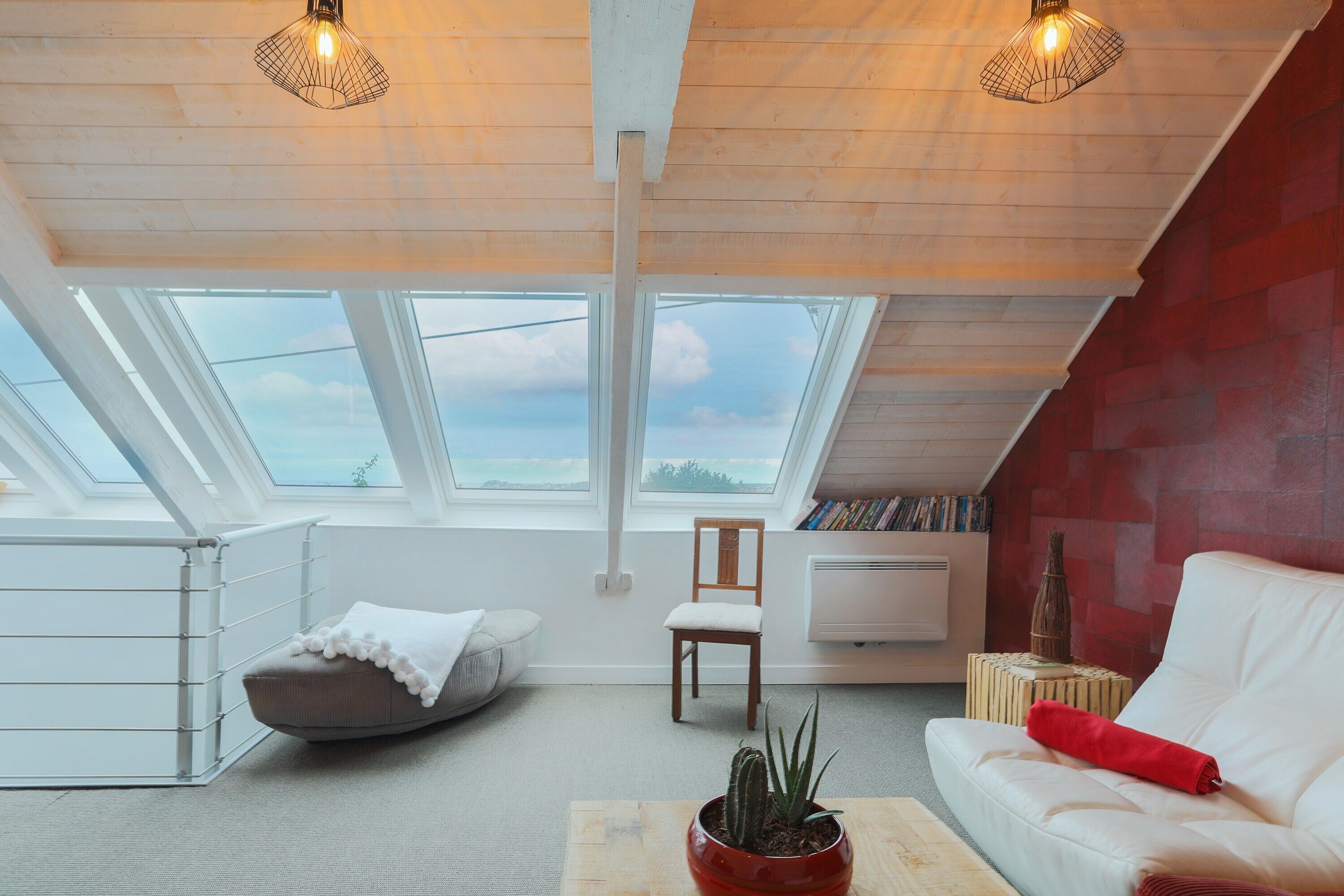 TV, DVD player, table tennis