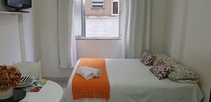 Apartment (522) | Zimmersafe, Verdunkelungsvorhänge, Bügeleisen/Bügelbrett
