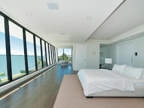 Vila (5 Bedrooms) | 5 quartos, frigobar, ferros/tábuas de passar roupa