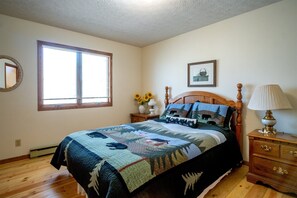 4 makuuhuonetta, ilmainen Wi-Fi, vuodevaatteet