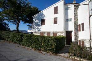 Exterior - M084 - Marcelli, three-room apartment with garden at Residence MareVerde (Marcelli)