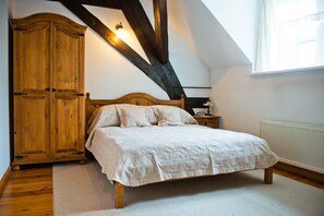 1 chambre, bureau, fer et planche à repasser, Wi-Fi gratuit