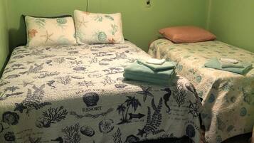 2 bedrooms, free WiFi, bed sheets
