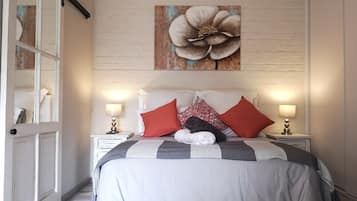 1 bedroom, iron/ironing board, free WiFi, bed sheets