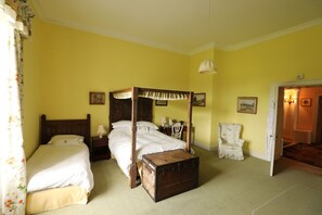5 Schlafzimmer, Zimmersafe, kostenloses WLAN, Bettwäsche