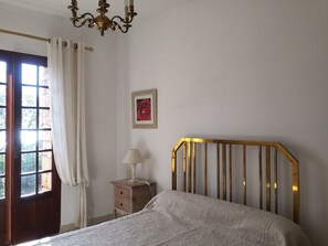 3 Schlafzimmer, Bügeleisen/Bügelbrett, WLAN, Bettwäsche