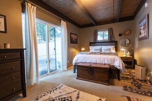 3 bedrooms, iron/ironing board, travel cot, WiFi