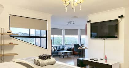 STUNNING RENOVATED HOME CLOSE TO SYDNEY