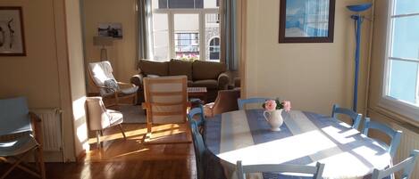 TV connectée, cheminée