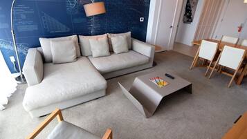 Appart'hÎtel (BW-1104 A) | Salle de séjour | Télévision à écran plat