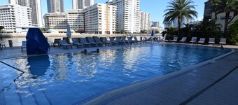 Ocean & Bay View Residence 1 Bed 1 Bath @ Beachwalk Hallandale Beach