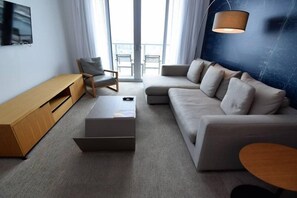 House | Living area | Flat-screen TV - Spectacular Ocean & Bay View Residence 2 Bed 2 Bath @ Beachwalk Resort (Hallandale Beach)