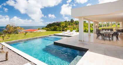 Villa Pétronille, Spacious luxury villa, sleeps 18 Cap Est, Le François