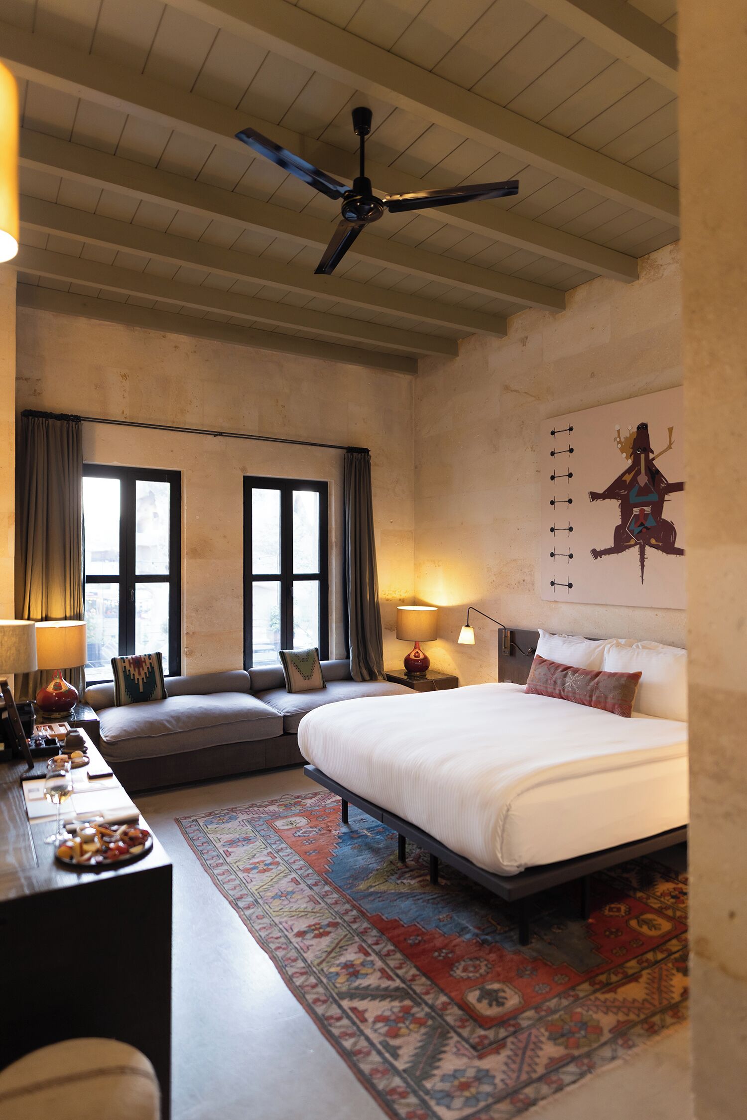 Ropa de cama de alta calidad y minibar 