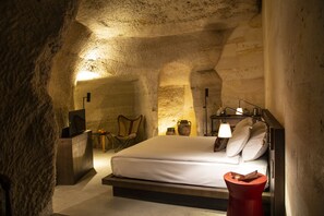 Cave Deluxe | Premium bedding, minibar, in-room safe, soundproofing - Carus Cappadocia (Nevsehir)