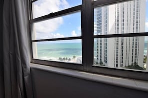 House | View from room - Amazing 2 Bed 2 Bath @ Tides! (Hollywood)