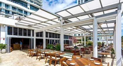 Bay, Ocean & Skyline View 2 Bed 2 Bath Residence @ Beachwalk Resort