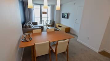 Condo (BW-2206) | Servicio a la habitación